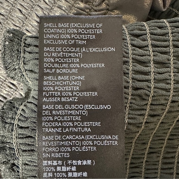 By Anthropologie Sleeveless Metallic Ruffle Smocked Hem V Neck Top Green Large - Picture 6 of 10